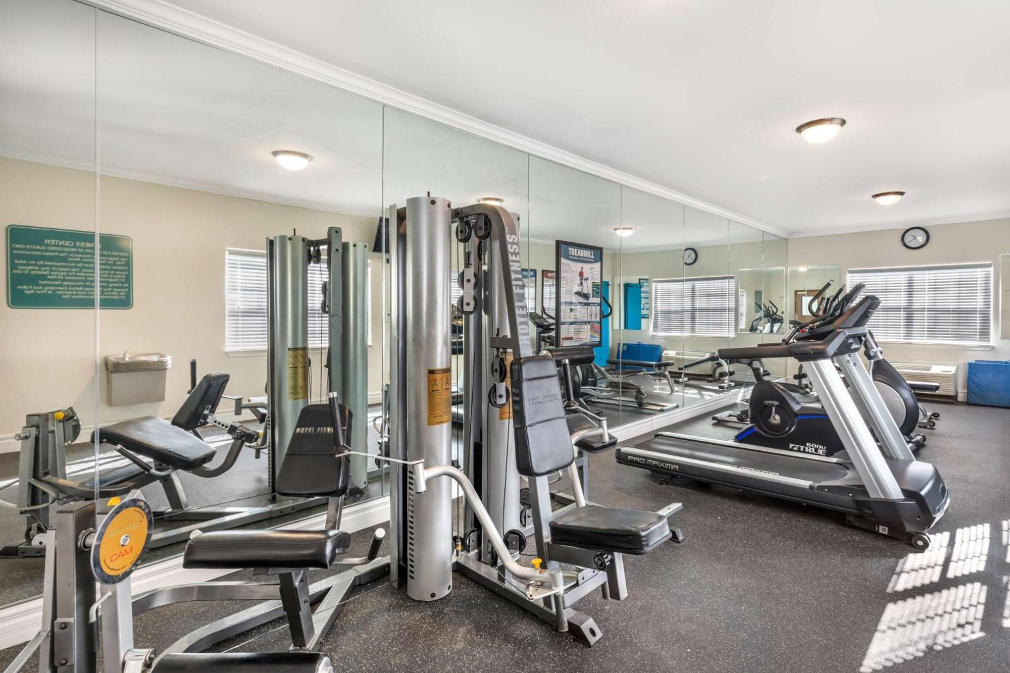 Best Western Club House Inn & Suites Mineral Wells Eksteriør billede