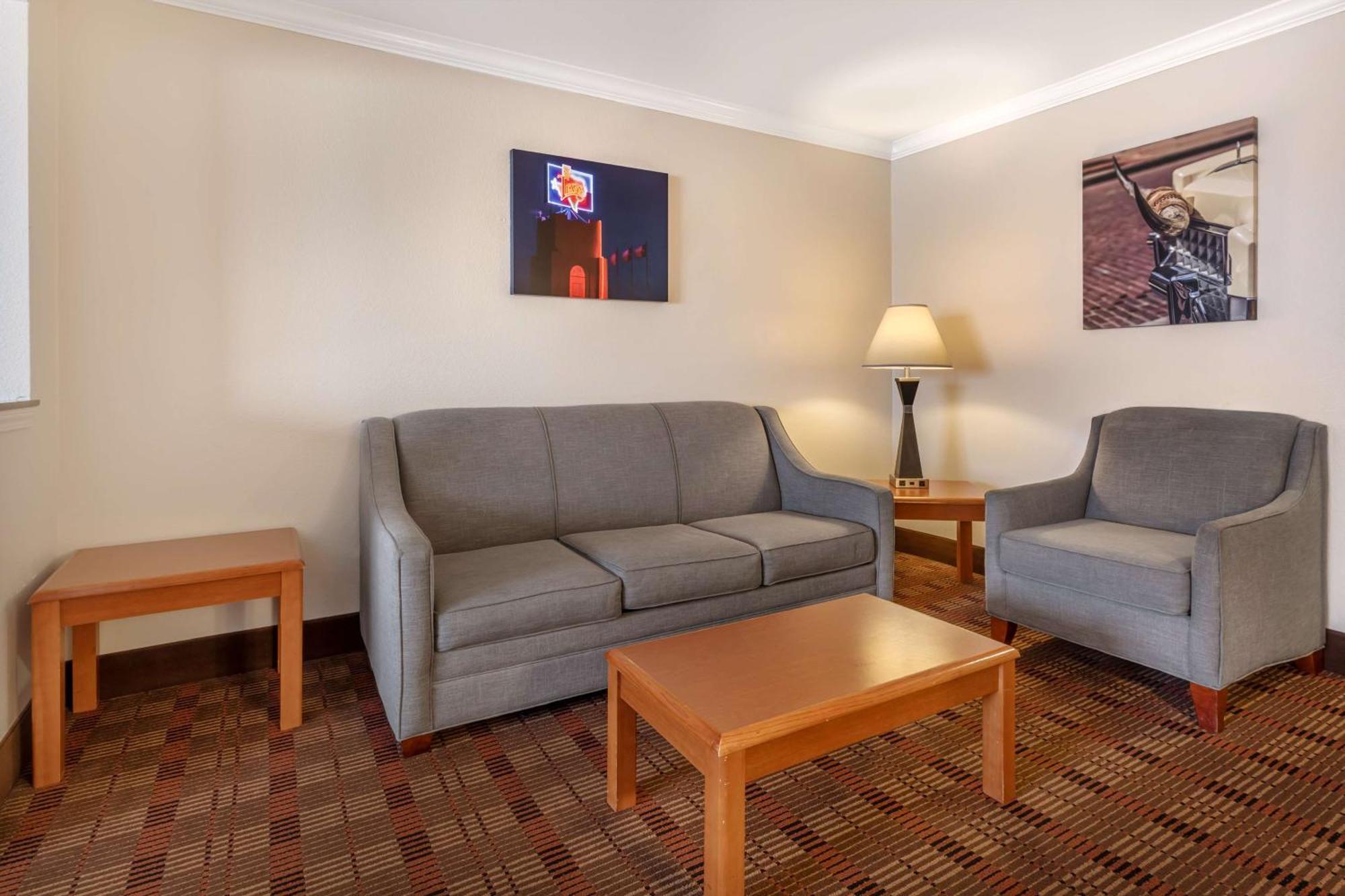 Best Western Club House Inn & Suites Mineral Wells Eksteriør billede