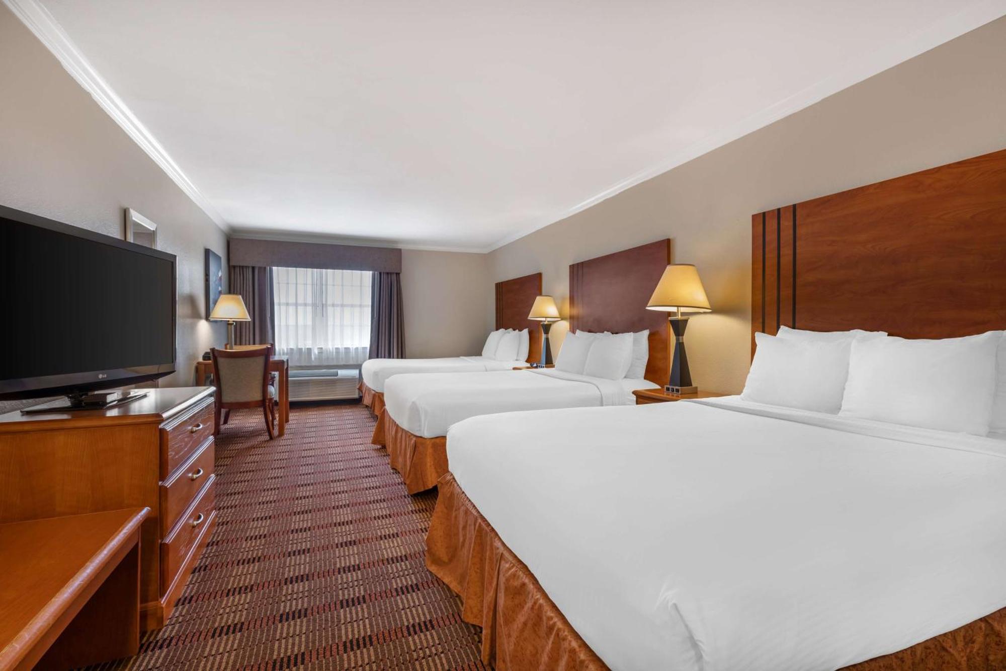 Best Western Club House Inn & Suites Mineral Wells Eksteriør billede